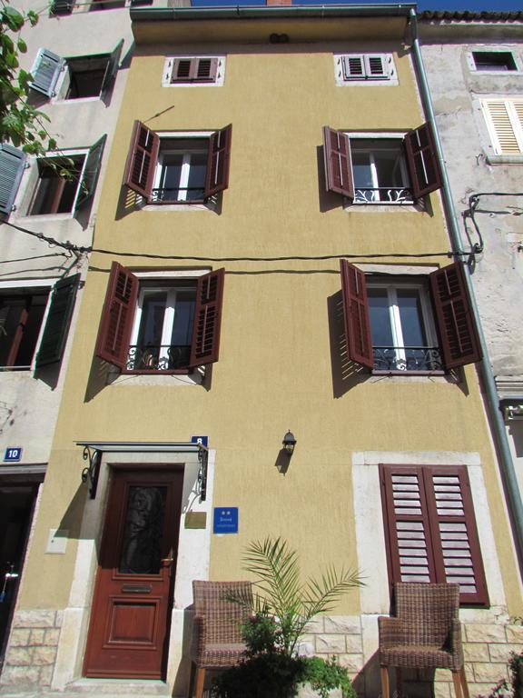 Guesthouse Galeb Vrsar Ngoại thất bức ảnh