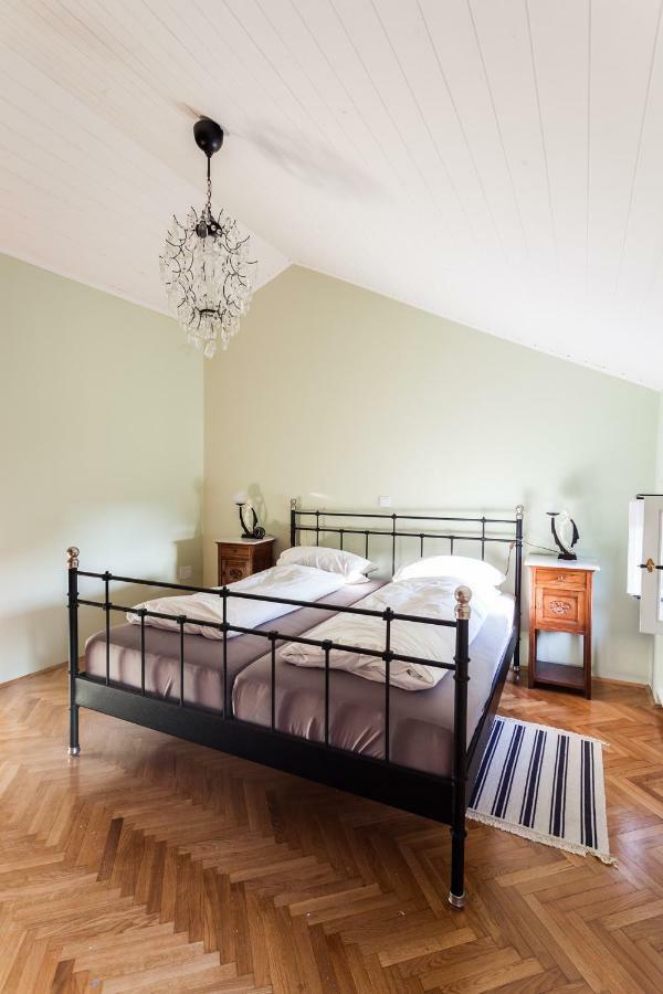 Guesthouse Galeb Vrsar Ngoại thất bức ảnh